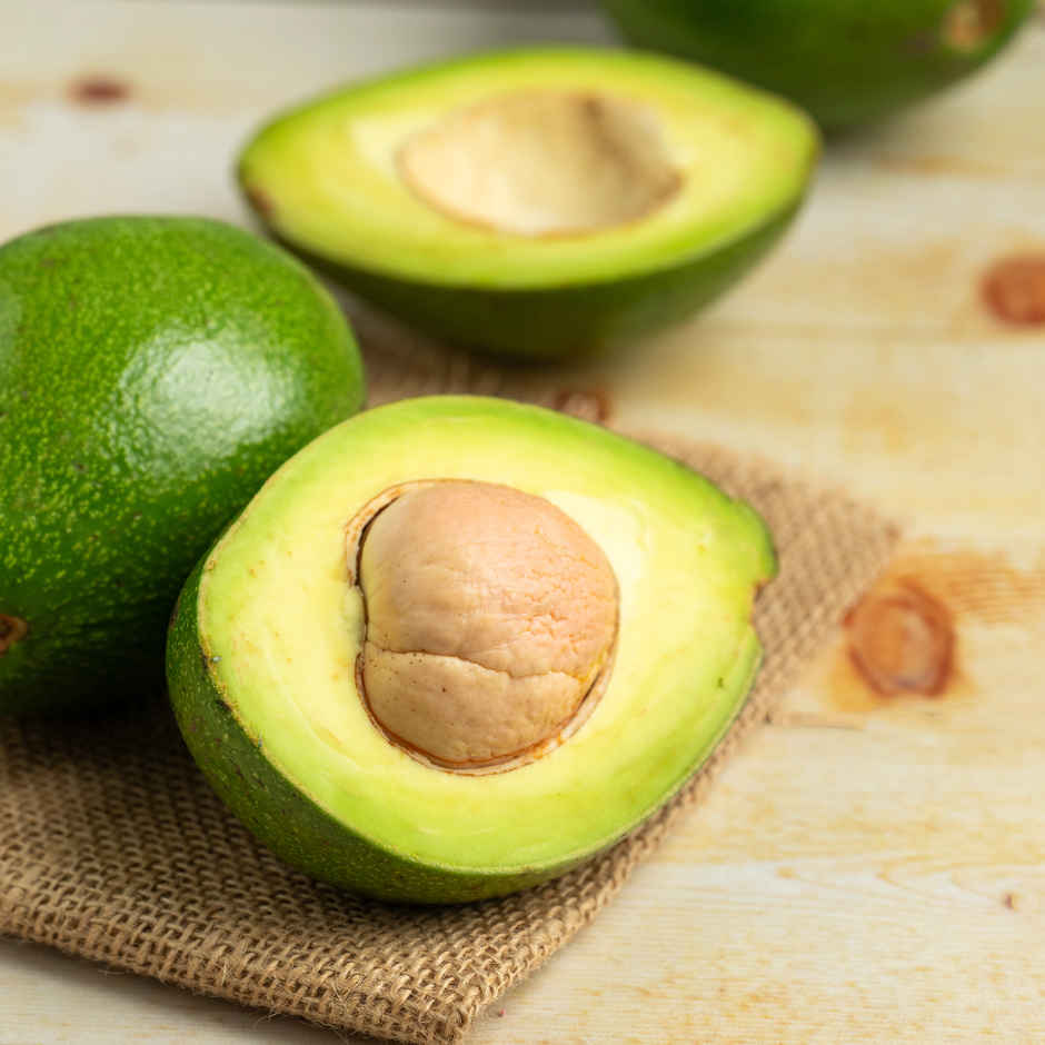Avocado Indian Premium Semi Ripe