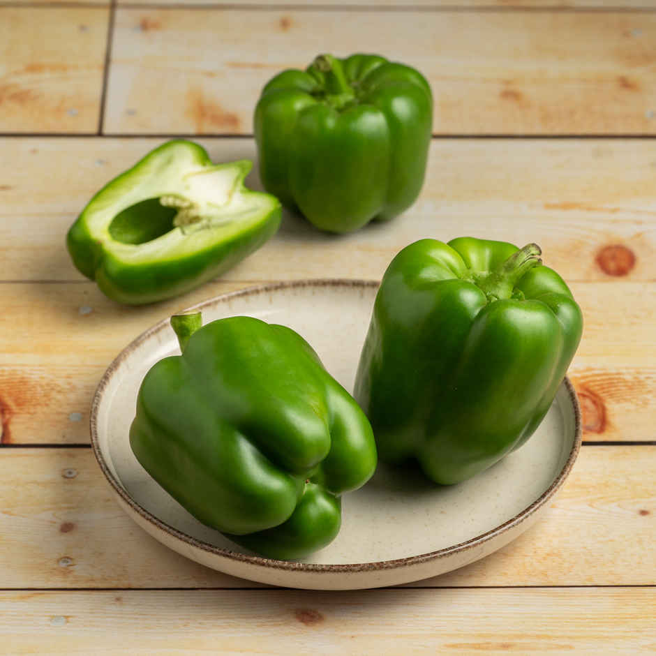 Organically Grown Capsicum Green