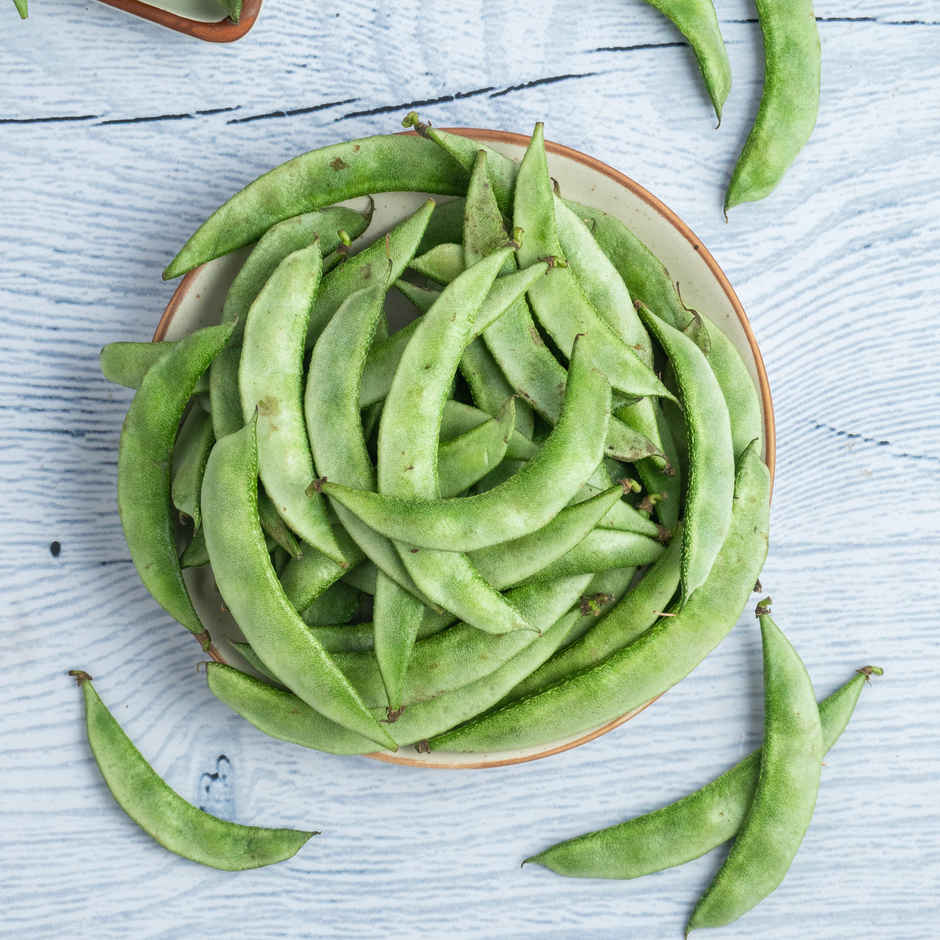Broad Beans (Avarekai)