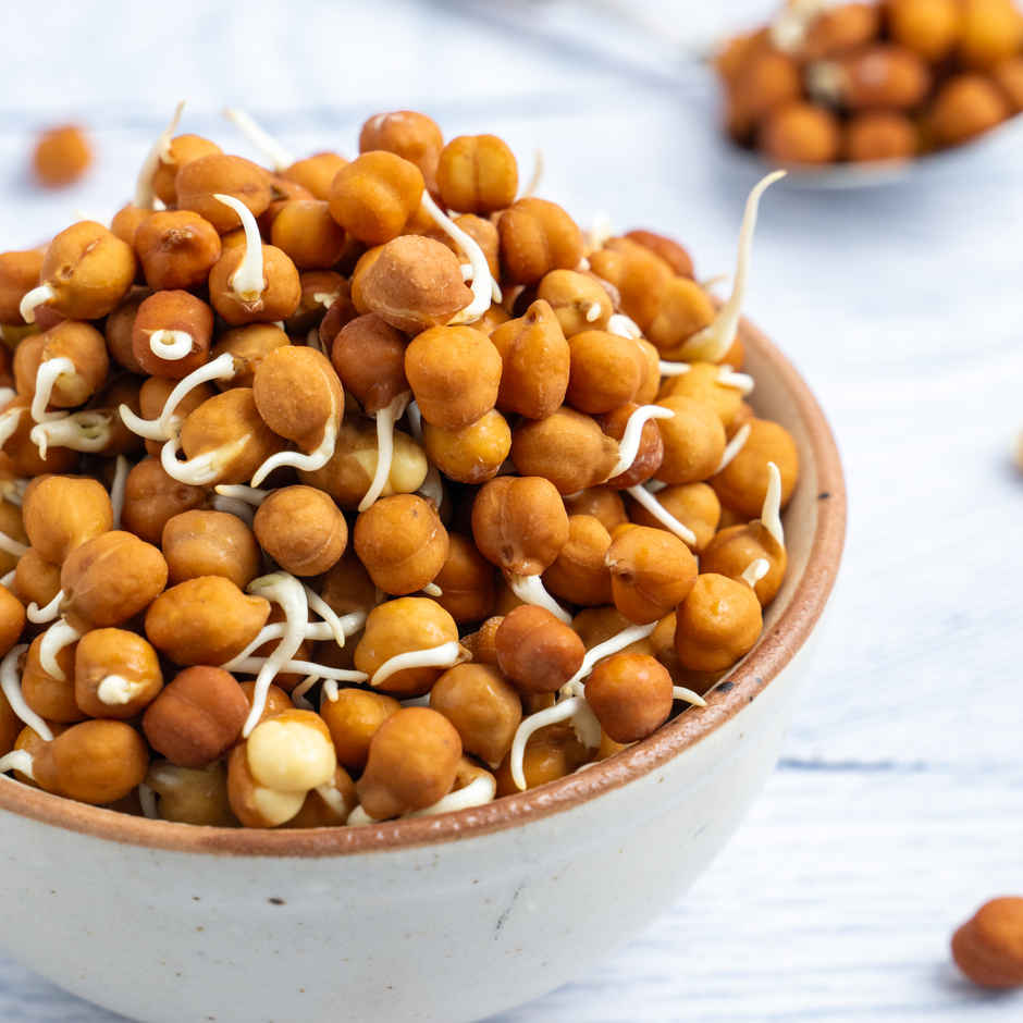 Brown Chana Sprouts