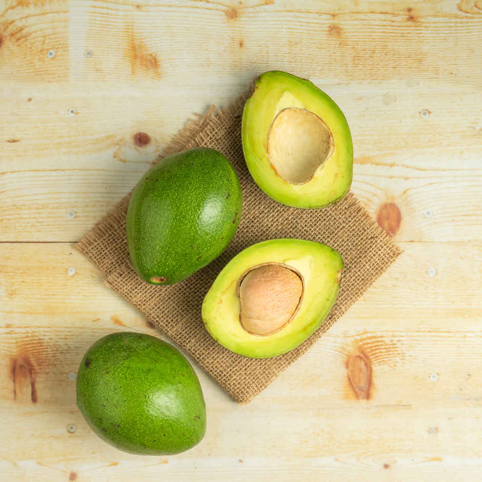 Avocado Indian Semi Ripe (Butter Fruit)
