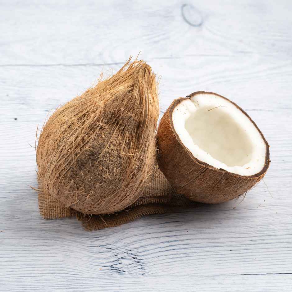 Coconut (Thengaai)