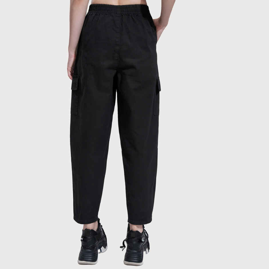 Tokyo Talkies Women's Mid Rise Mom Fit Cargo Trouser | Black - 30