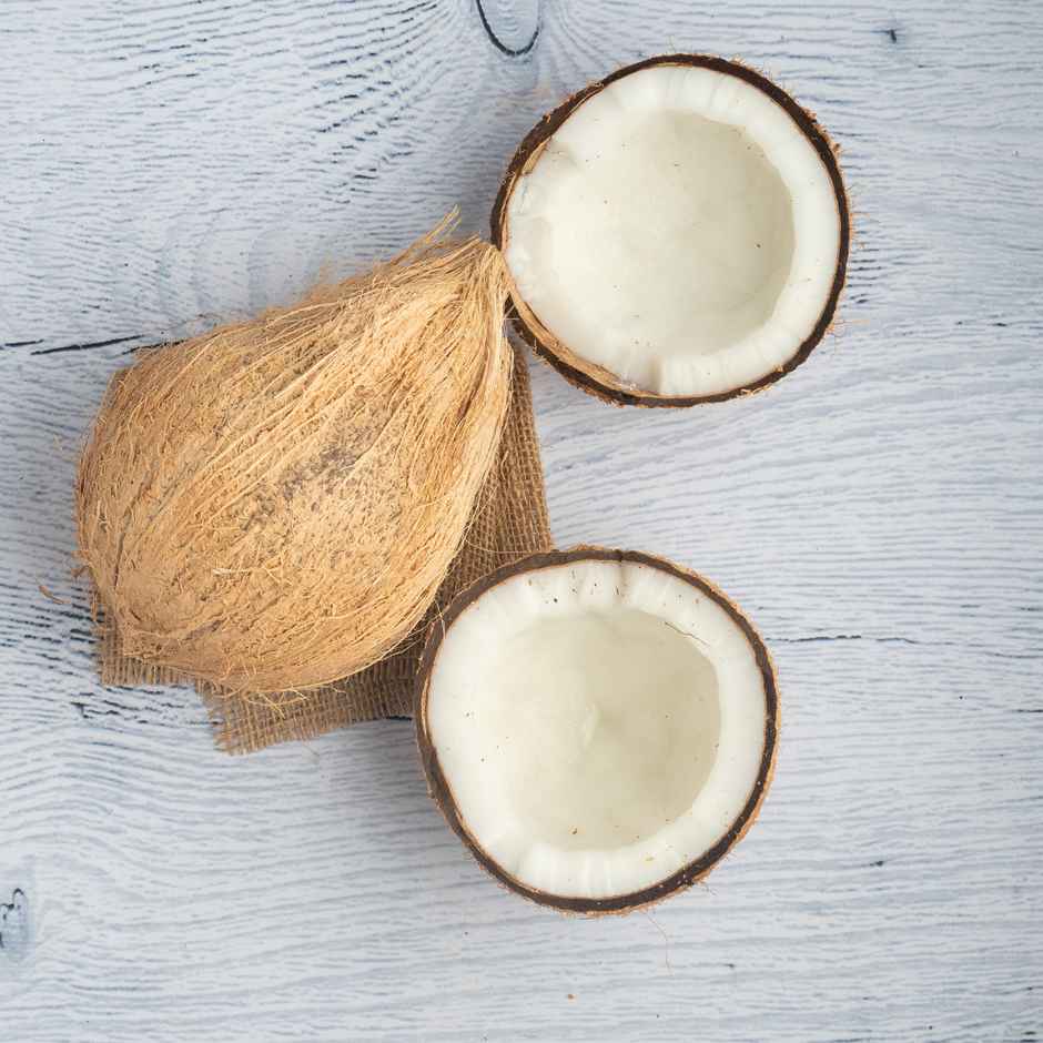 Coconut (Thengaai)