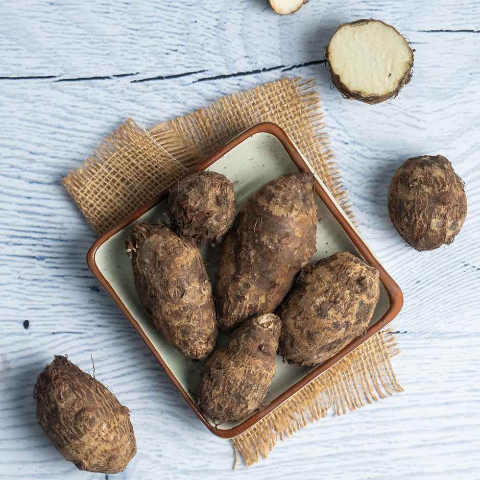 Colocasia (Arbi)