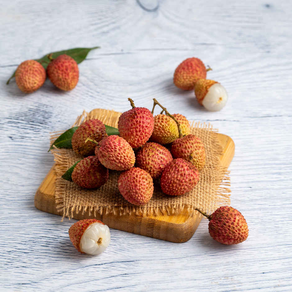 Litchi (Muzaffarpur) - without stems & leaves