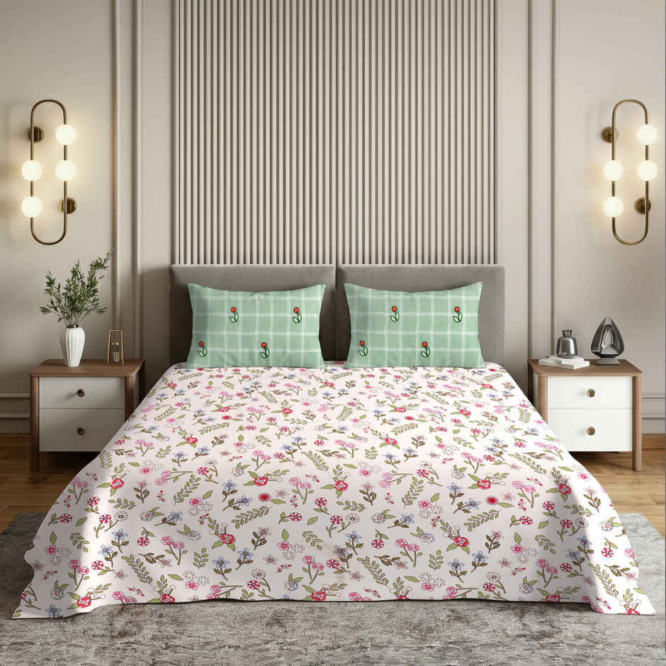 Dream Living 135 GSM King Bedsheet Set |275 x 275 cm| With 2 Pillow Covers
