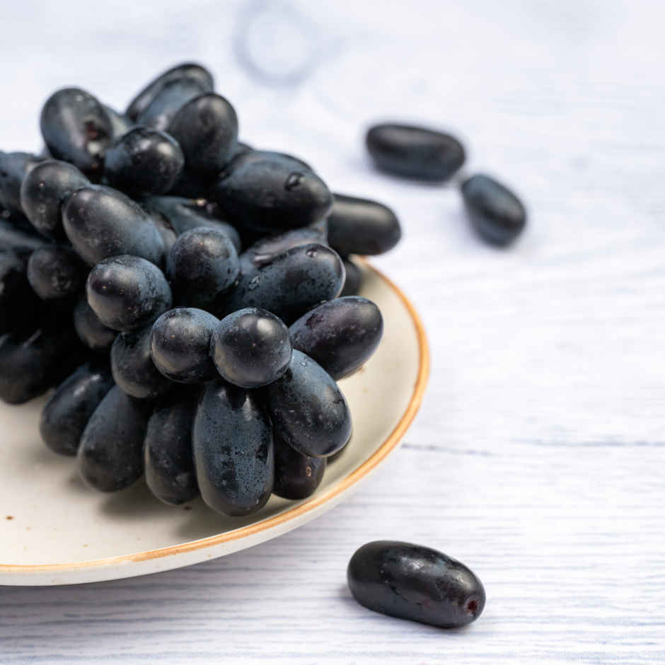 Grapes Black Seedless