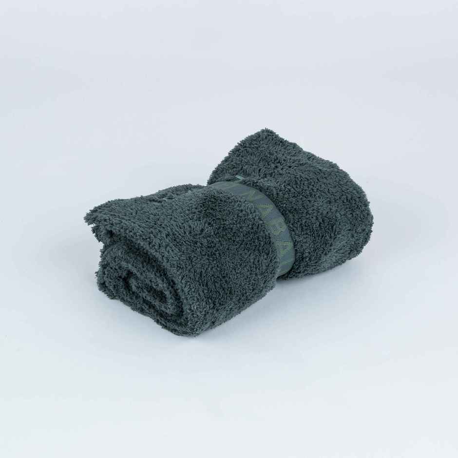 Nabaiji By Decathlon | Ultra-Soft Microfibre Towel L 32 x 52 in - Khaki Green