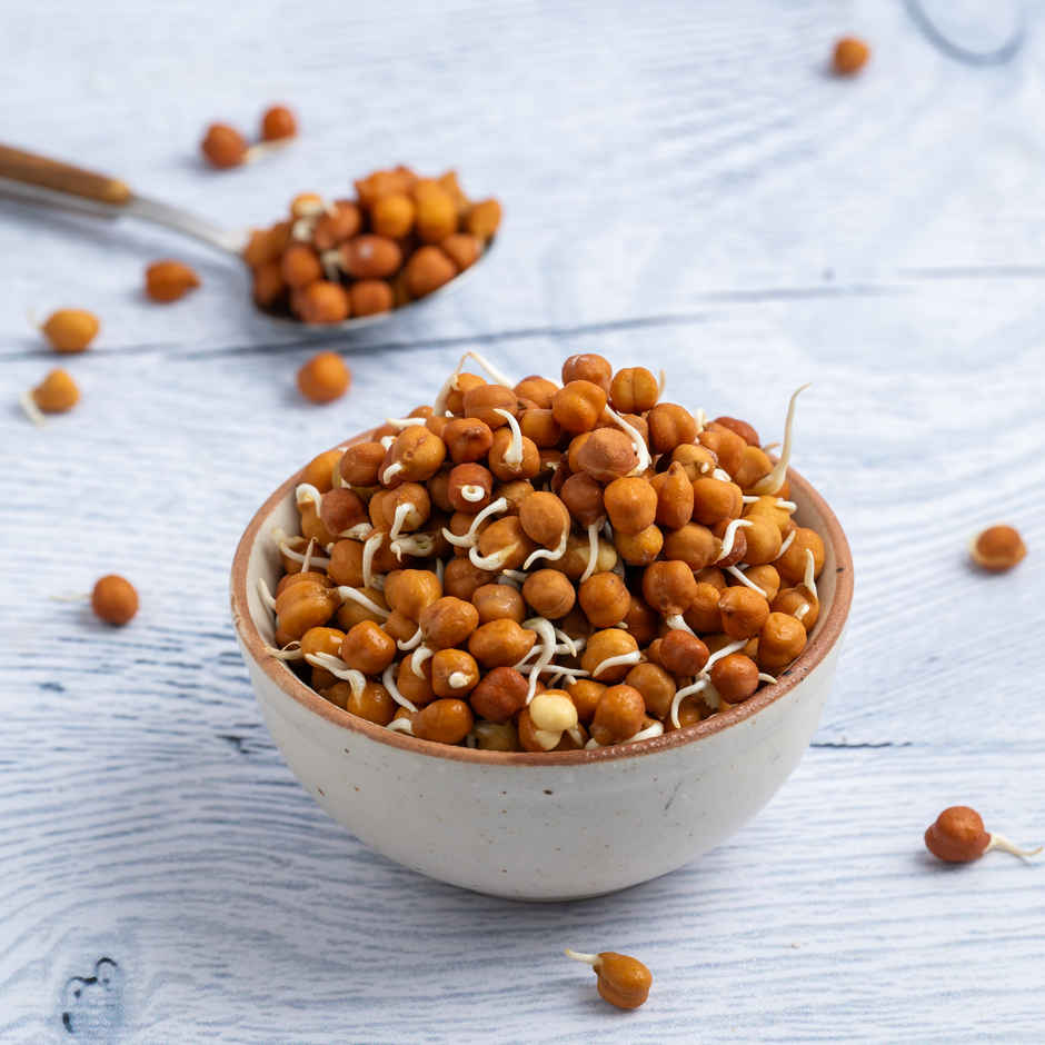 Brown Chana Sprouts