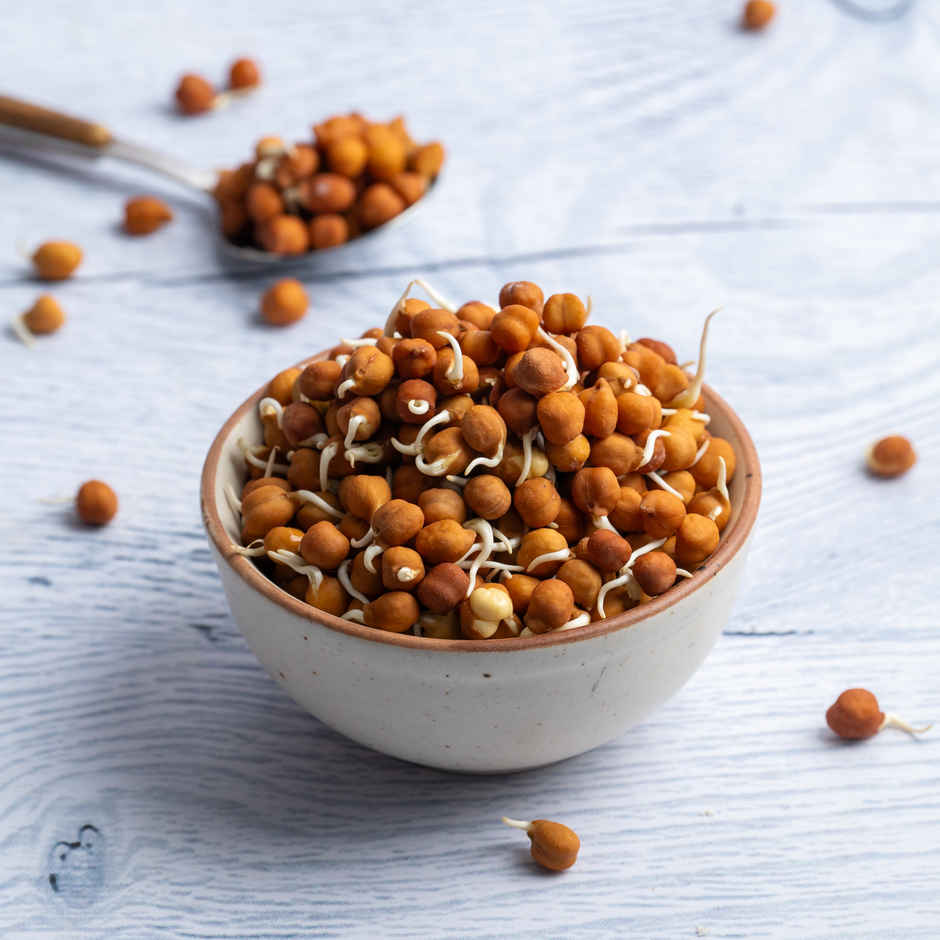 Brown Chana Sprouts