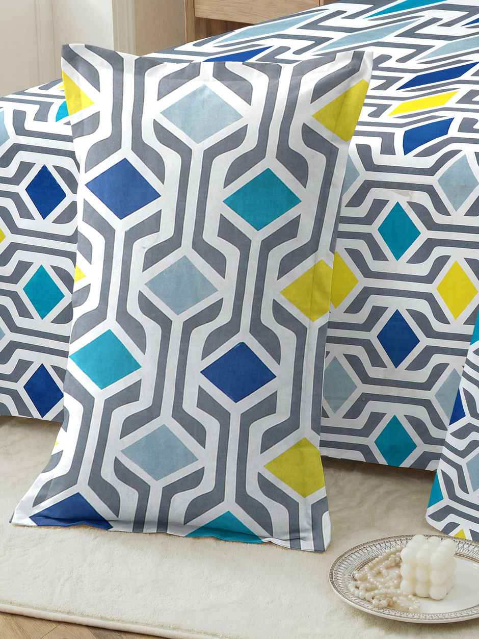 Dream Living 115 GSM Double Bedsheet Set |220 x 240 cm| With 2 Pillow Covers