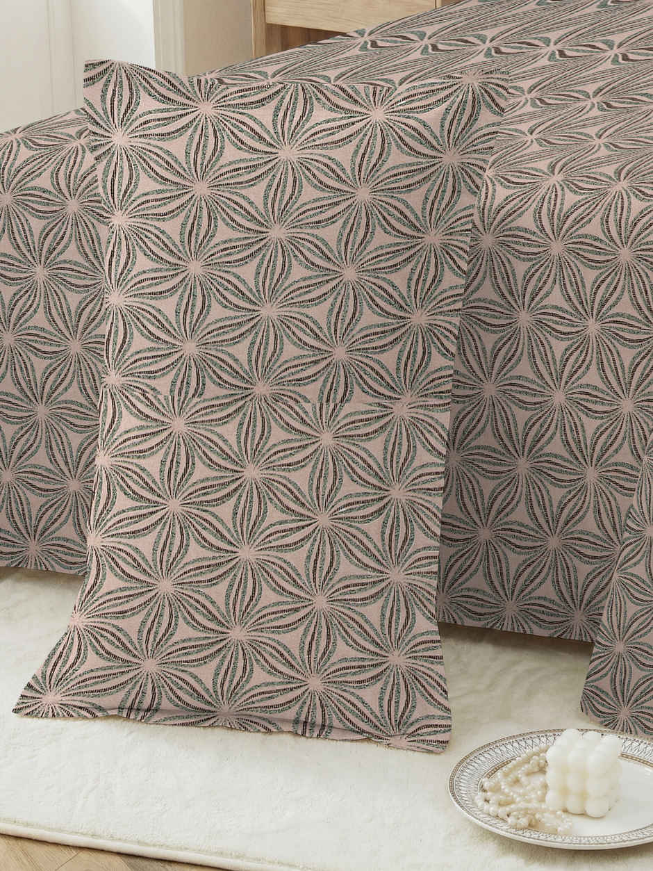 Dream Living 135 GSM King Bedsheet Set |275 x 275 cm| With 2 Pillow Covers