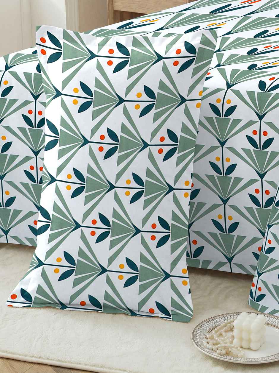 Dream Living 115 GSM Double Bedsheet Set |220 x 250 cm| With 2 Pillow Covers