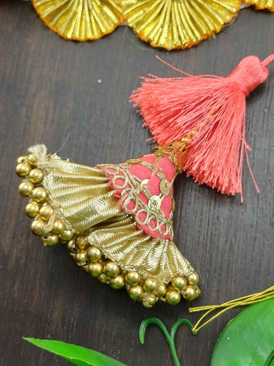 Gullak Lumba Rakhi With Brocade Tassle Rose