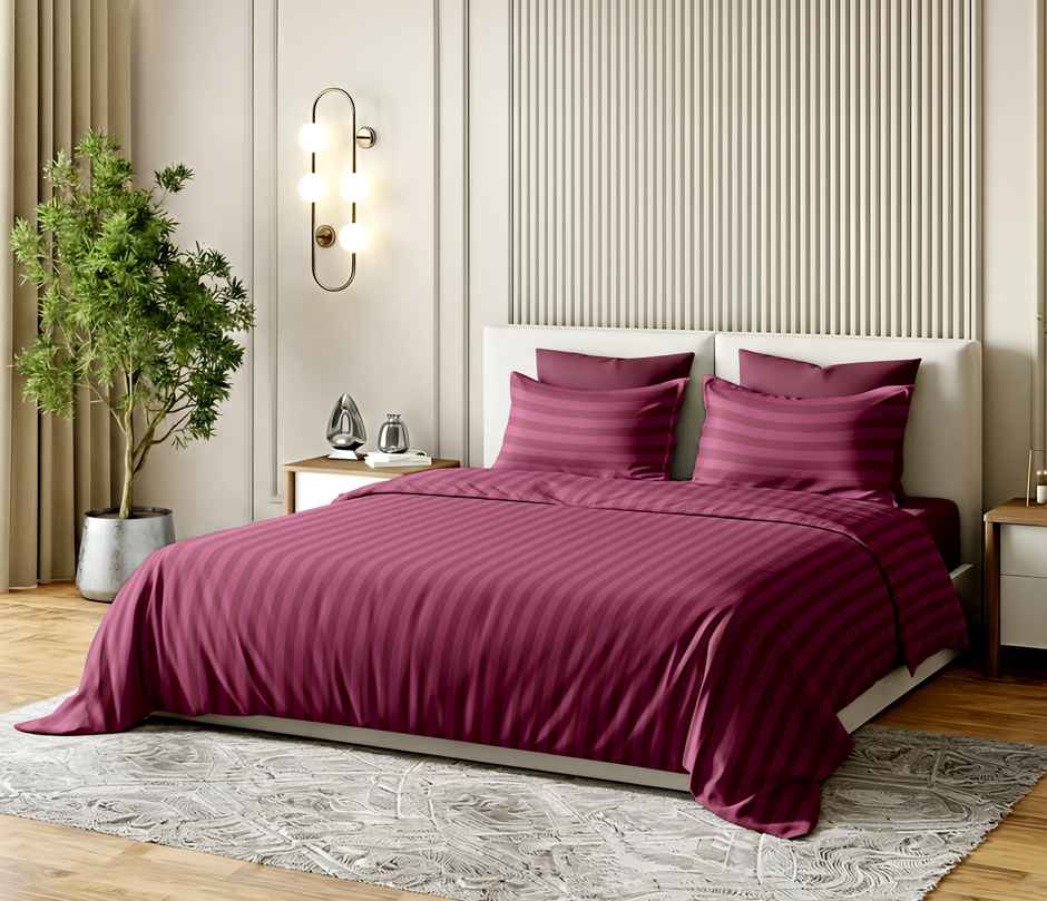 Dream Living Stripe King Bedsheet Set |275 x 275 cm| With 2 Pillow Covers