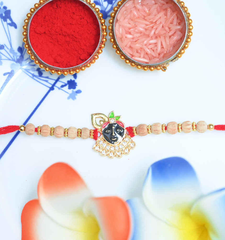 Shreenath Ji With Wooden Beads | Aurum