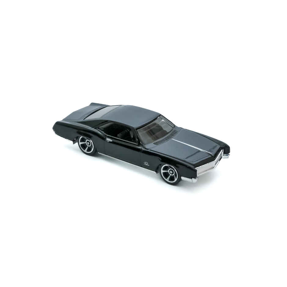 Hot Wheels Worldwide Basic Car | 1966 Buick Riviera Gs Toy Car For Kids & Collectors