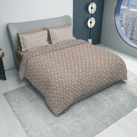 Dream Living King Size Premium Soft Uphar | Bedsheet 135 GSM With 2 Pillow Covers 275x275 cm | 1