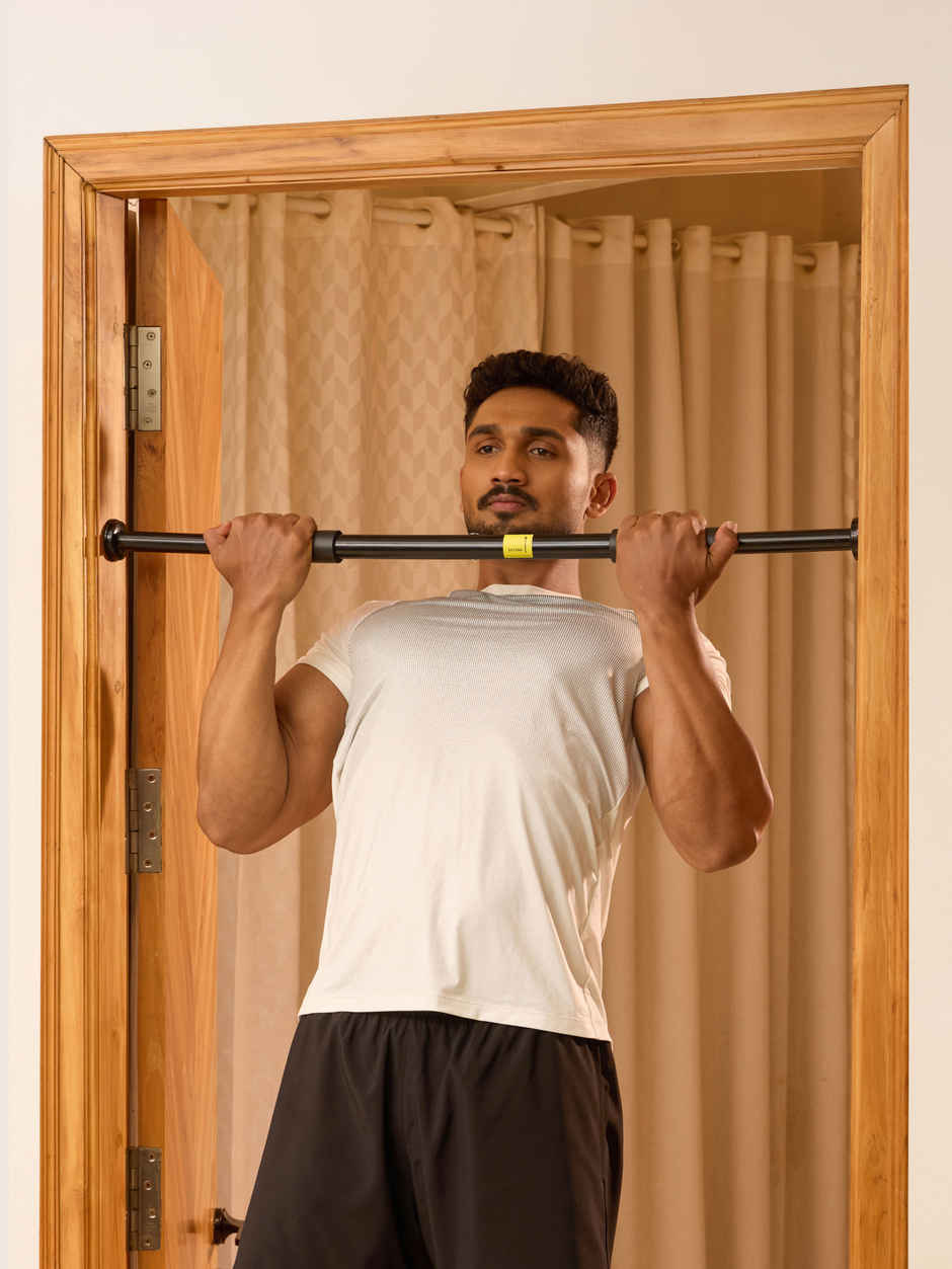 Cultfit Pull Up Bar Basic | Black