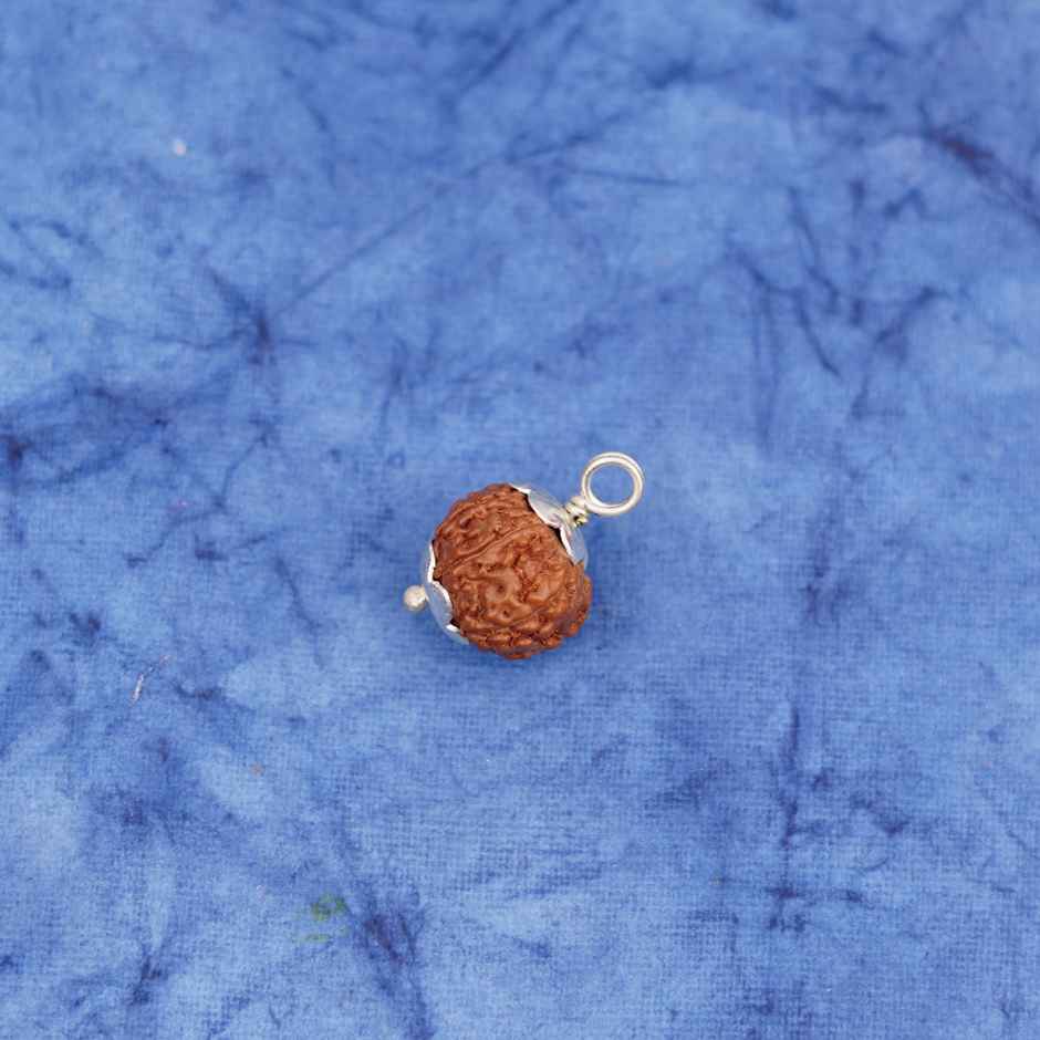 Servdharm 7 Mukhi Rudraksha Pendant