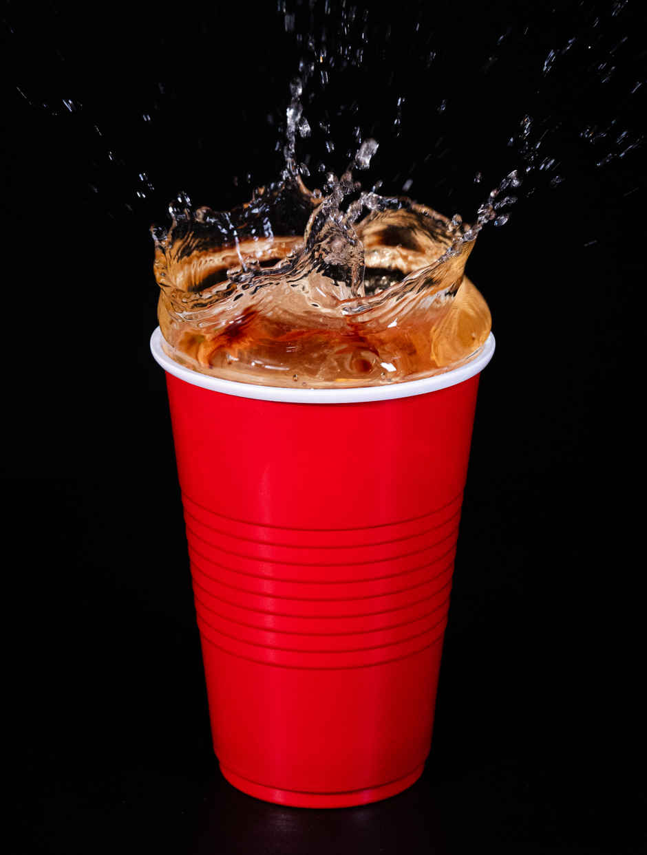 URGO 480 ml Premium Party Cups | Pack of 10 | Red Disposable Glass