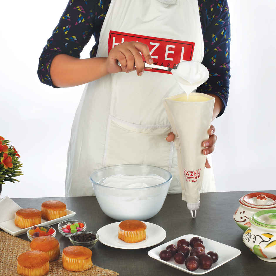 Hazel Piping Bags Set With 3 Nozzles, 25 Cm Reusable Cake Icing Bags, White