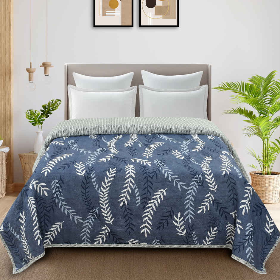 Furnofy Ultrasonic Comforter King Size Light Weight | Microfibre | Blue & White - 80 x 90 in