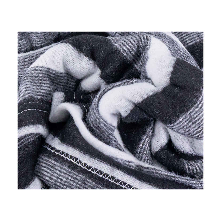 Elegant Weavers UBR Blanket Stripe Black -1 pc | 130 cm x 215 cm