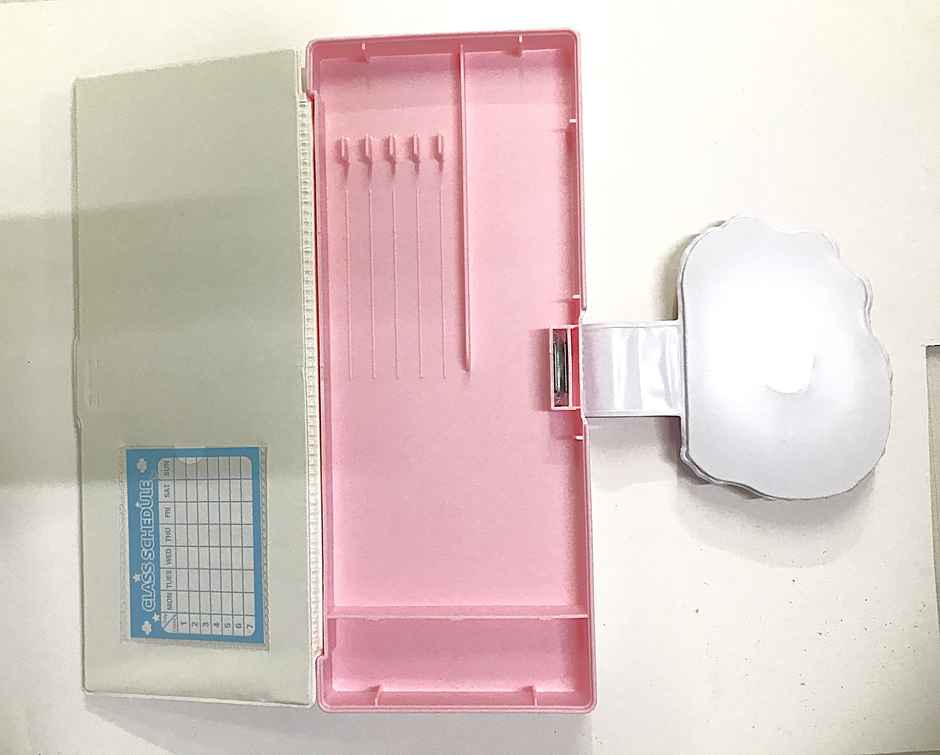 Chrome 566 Magnetic Stationery Box Xpm (Design & Color May Vary)