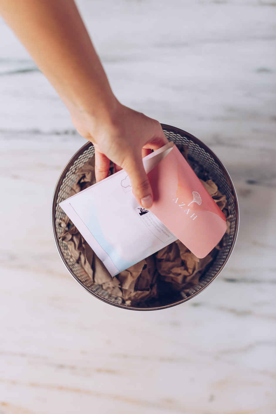 Azah Rash-Free Sanitary Pads (Box of 40 Pads : 20 Regular + 20 XL - without Disposable bags )