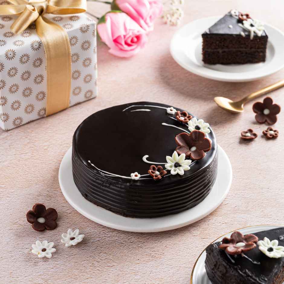 Dutch Chocolate Truffle Cake