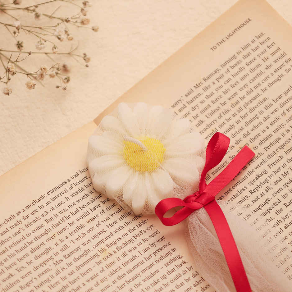 Floral Candle | Oye Happy