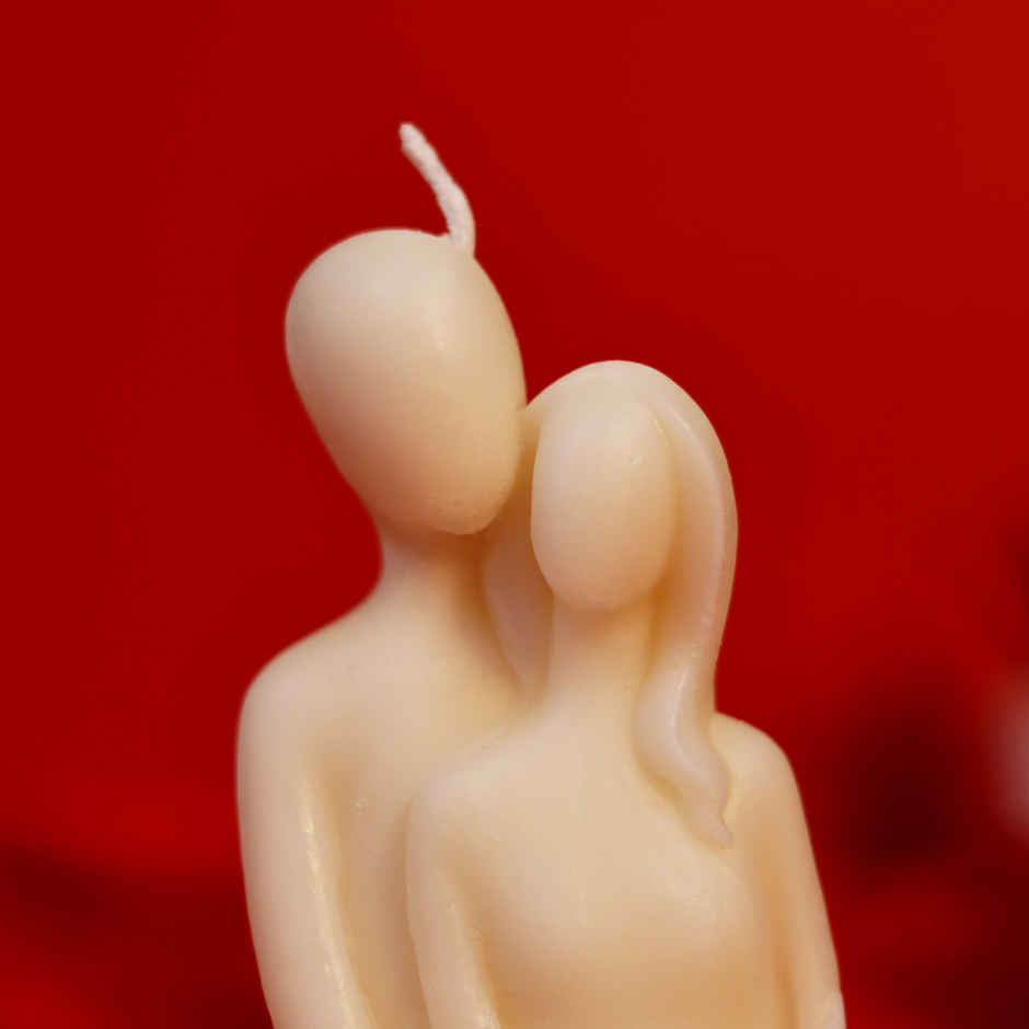 Melting Couple Kissing Candle | Oye Happy