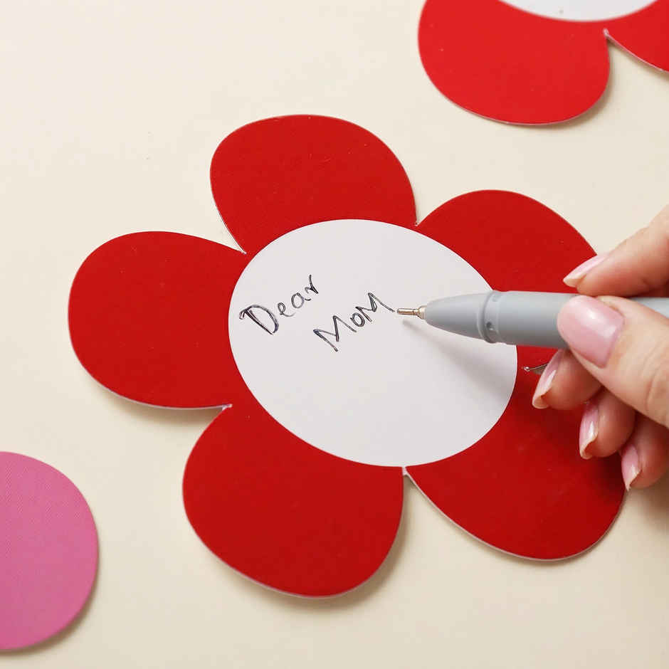 Mothers Day DIY Flower Banner Greeting Card | Oye Happy