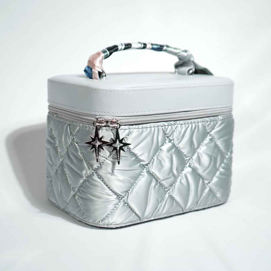 Colorbar Nude Matte Lipstick Makeup Kit | Fun & Creative