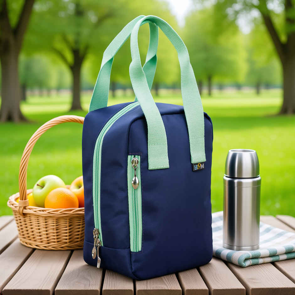 HOOM Solid Colour Lunch Bag with Met-PET Insulation & Front Pocket | Fresh and Warm for Longer