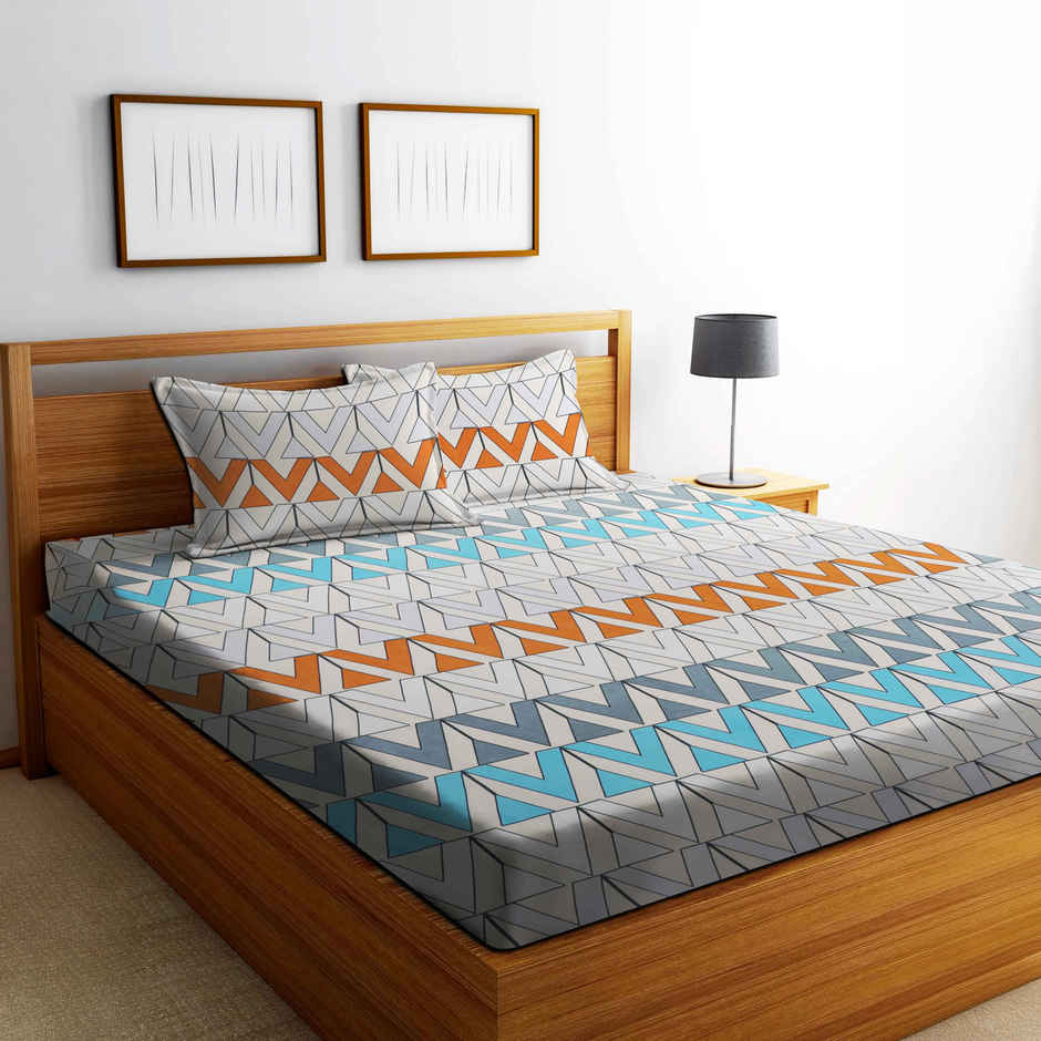 Dream Living Chevron Double Micropeach 125 Gsm Geometric Bedsheet, 2 Pillow Covers, Beige, 87x91 in