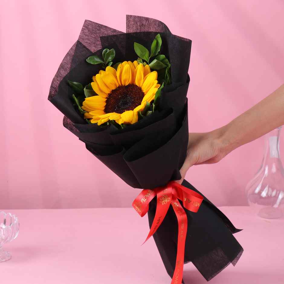 FlowerAura Classic Black Single Sunflower Bouquet | Gifting
