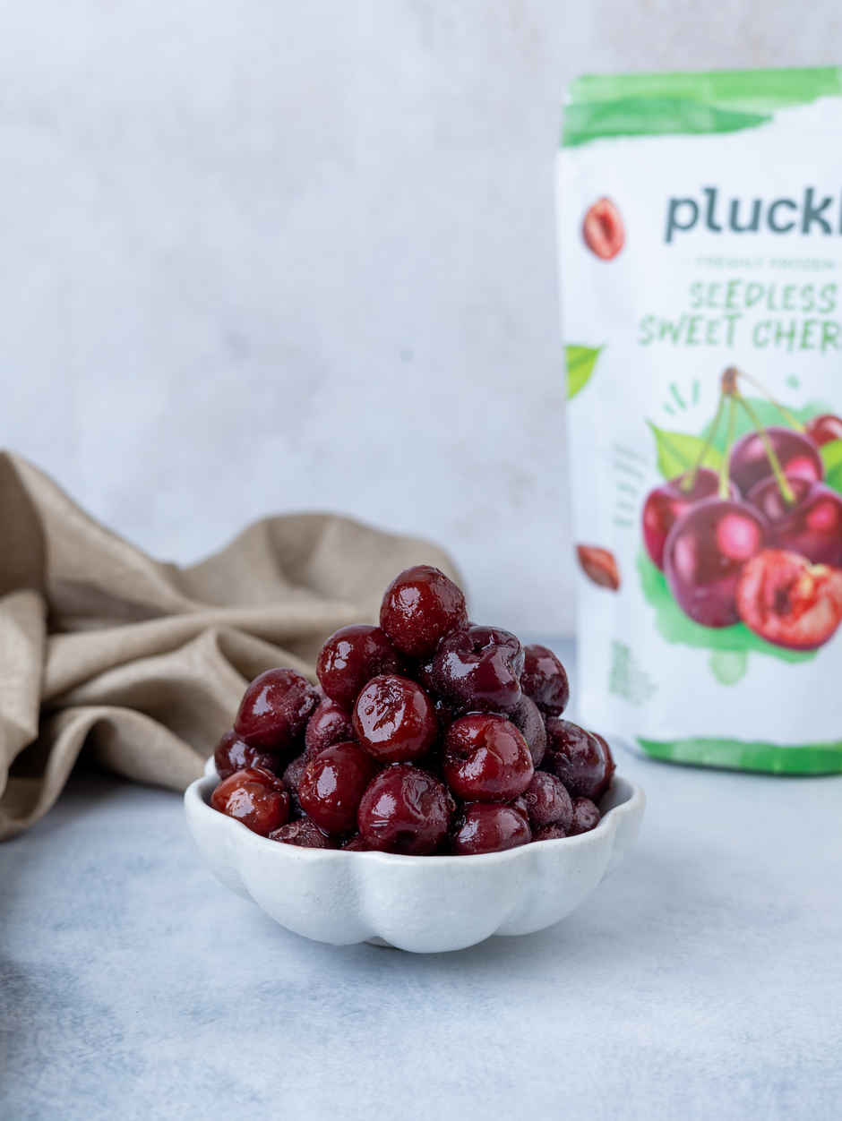 Pluckk Fresh Frozen Seedless Cherry Natural No Added Sugar Non GMO Antioxidant Potassium Rich Snack