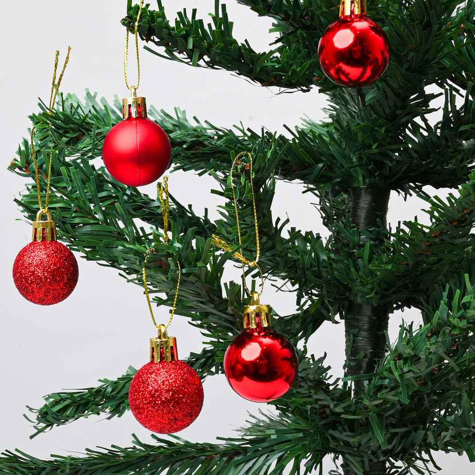 Christmas Tree Hanging Red Balls | 3 cm | Pack of 6 | Classic Tree Decor | Mad Over Print