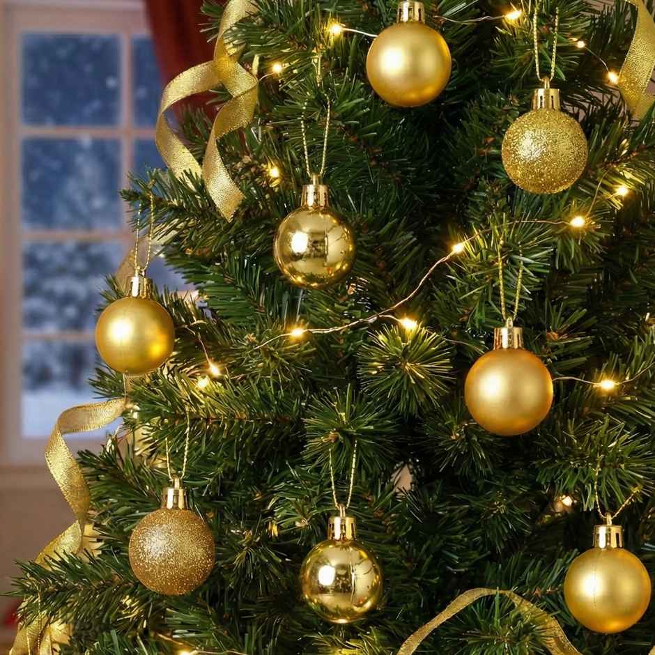 Christmas Tree Hanging Golden Balls | 3 cm | Classic Tree Decor | Mad Over Print