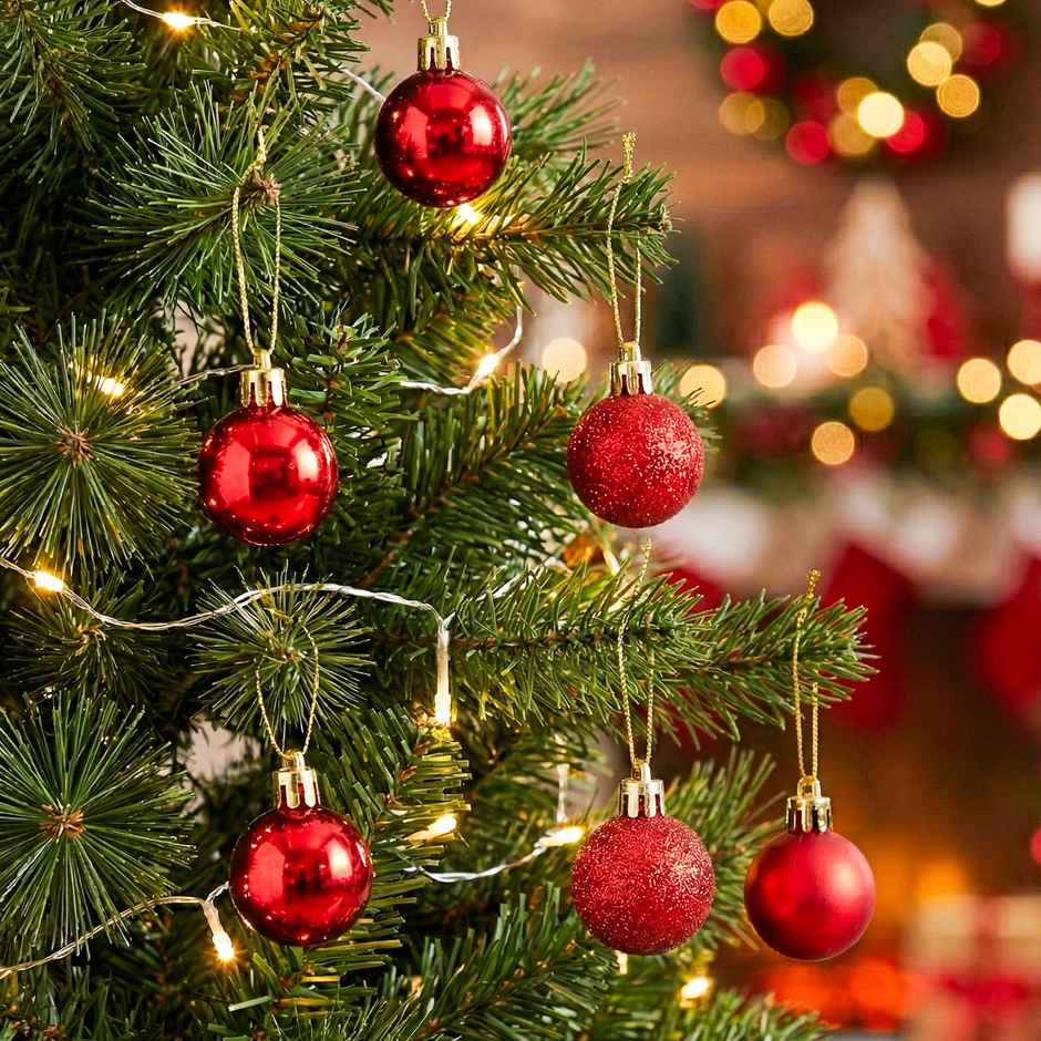 Christmas Tree Hanging Red Balls | 3 cm | Pack of 6 | Classic Tree Decor | Mad Over Print