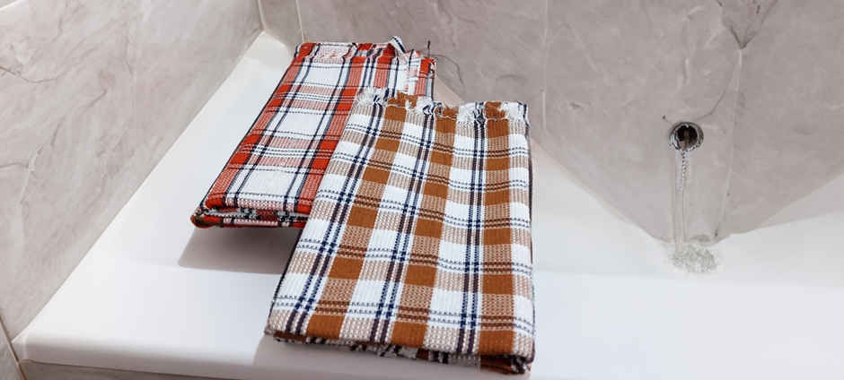 HD Creations Mayura Bath Towel 150cm x 71cm Assorted