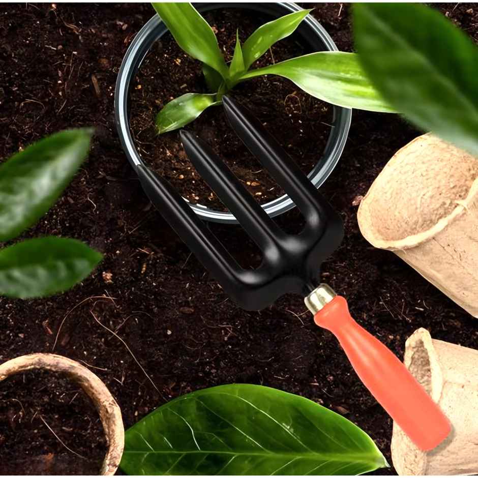 Daluci Garden Fork - Durable | Comfortable | Versatile Soil Tool For Gardening