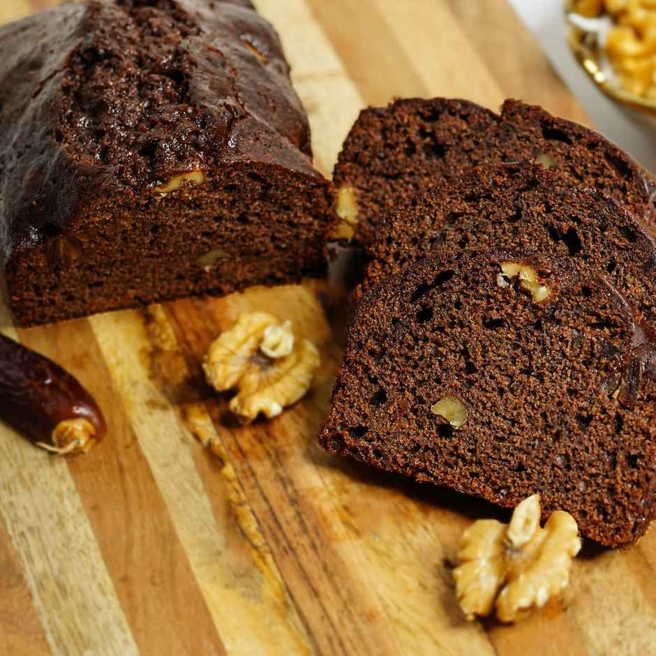 Zep Cake Premium Date & Walnut Cake