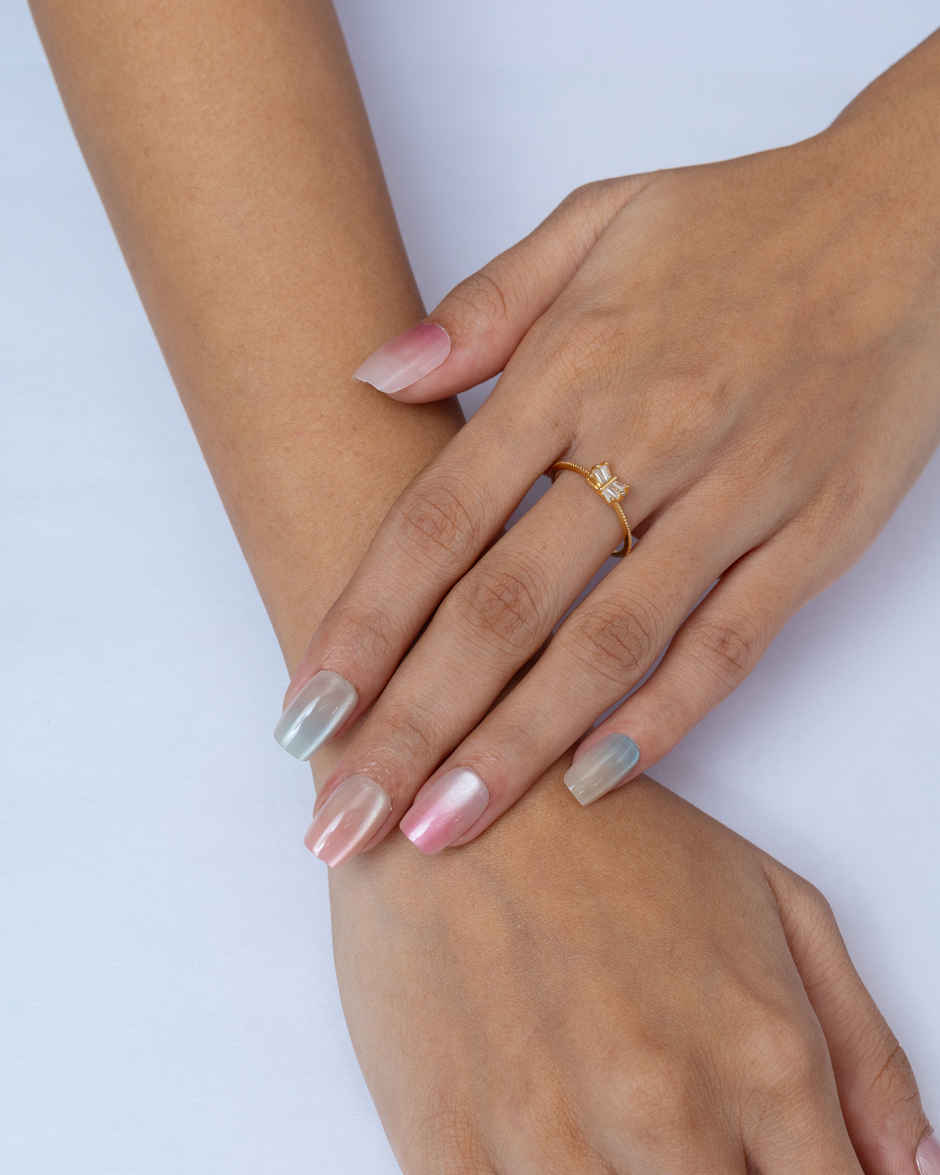 Pep Nails Pastels Glow Medium Coffin Multicolour Cat Eye Reusable Press On Nails 30 Nail Tips