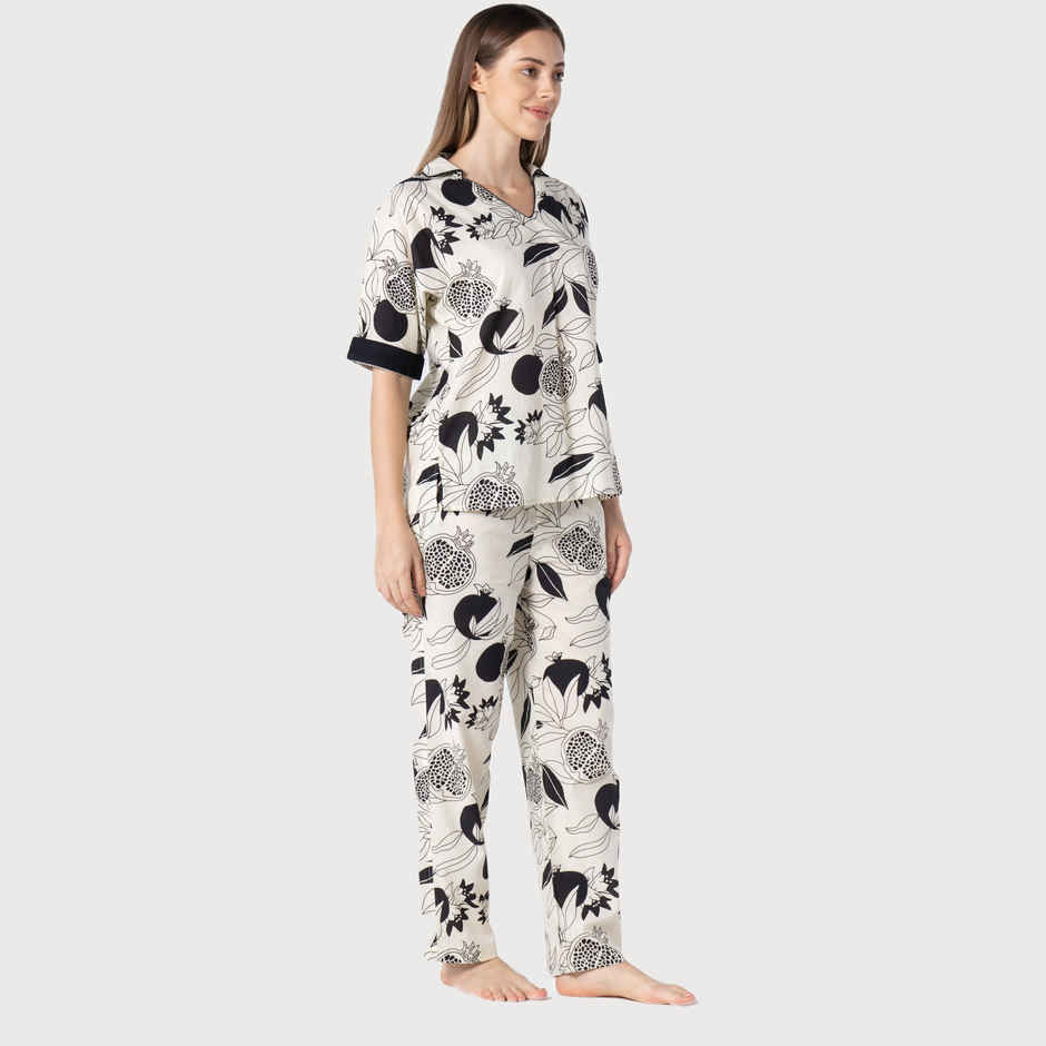 Sanskrutihomes Women Tropical Multicolor Printed Pure Cotton Night Suit SE-NSP-738 | M