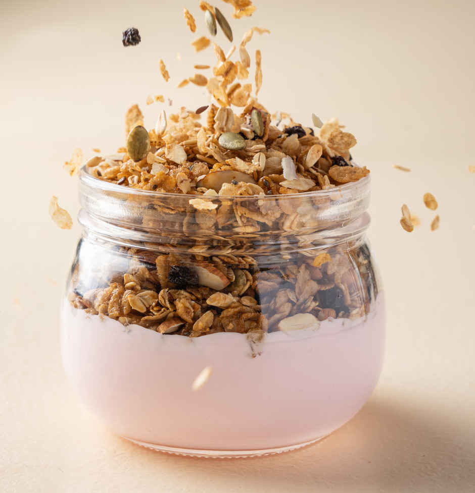Muesli with Strawberry Greek Yogurt