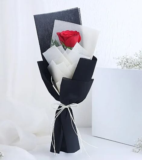 FNP Single Rose Bouquet 